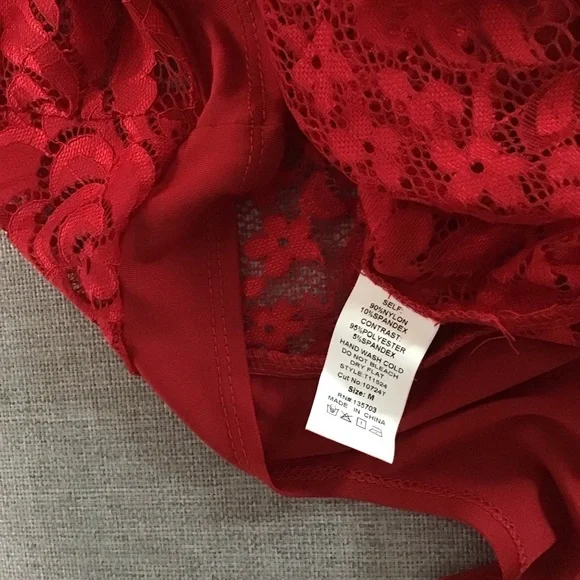Red off shoulder bell sleeve lacey sheer bodysuit nwt - Picture 7 of 10